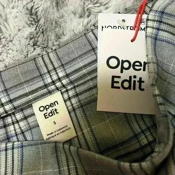 Open Edit Plaid Miniskirt - Picture 5 of 5